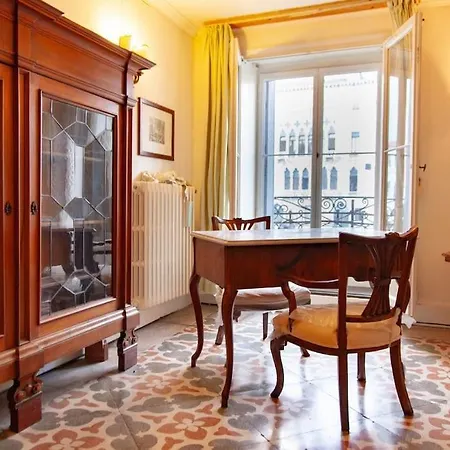 Apartamento Ponte Di Rialto E Canal Grande-palazzo Benzon Veneza